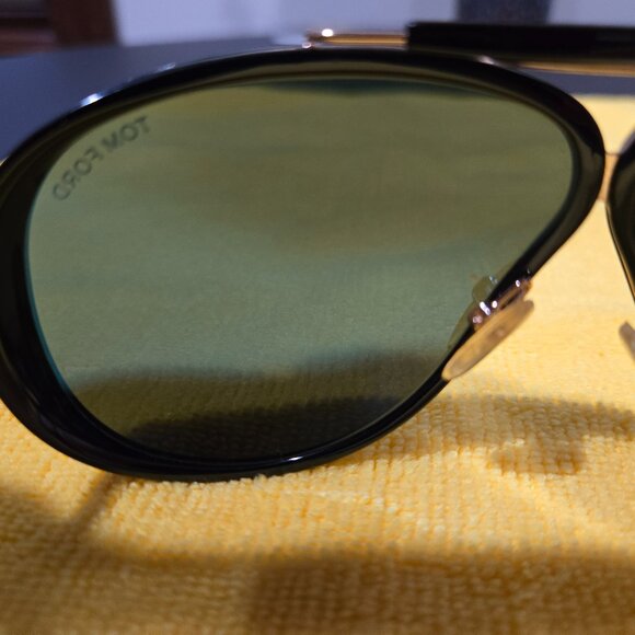 Tom Ford Cedric Sunglasses - TF509 01A 65-5 135-3 - Black/Palladium - Picture 10 of 16